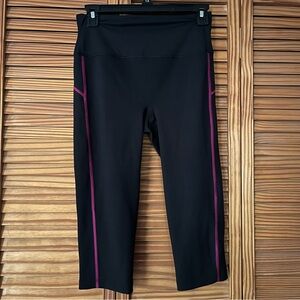 Spanx Black Active Compression Crop‎ Leggings Size Medium